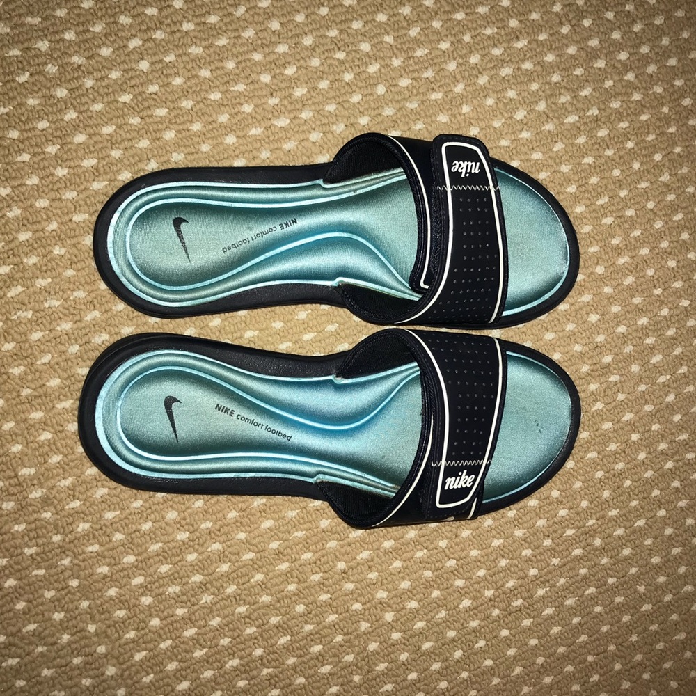 Nike slides